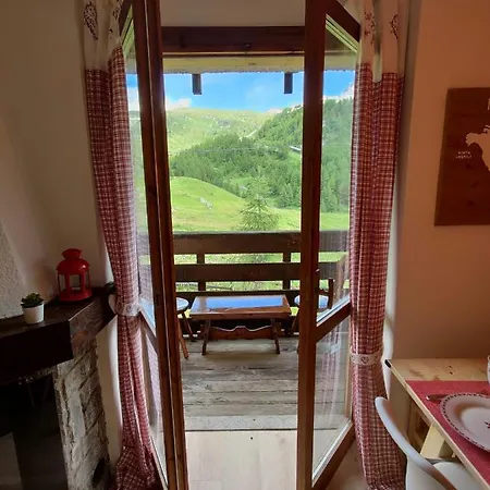 Skichalet Cervinia Elena & Sanny *